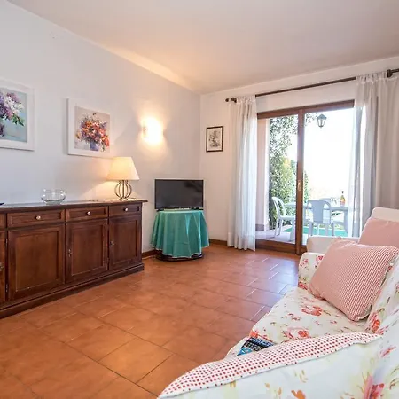 Edera Villa
