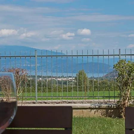 Edera Villa